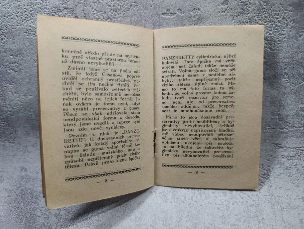 Reklama na prezervativy PANZERETTE z první republiky